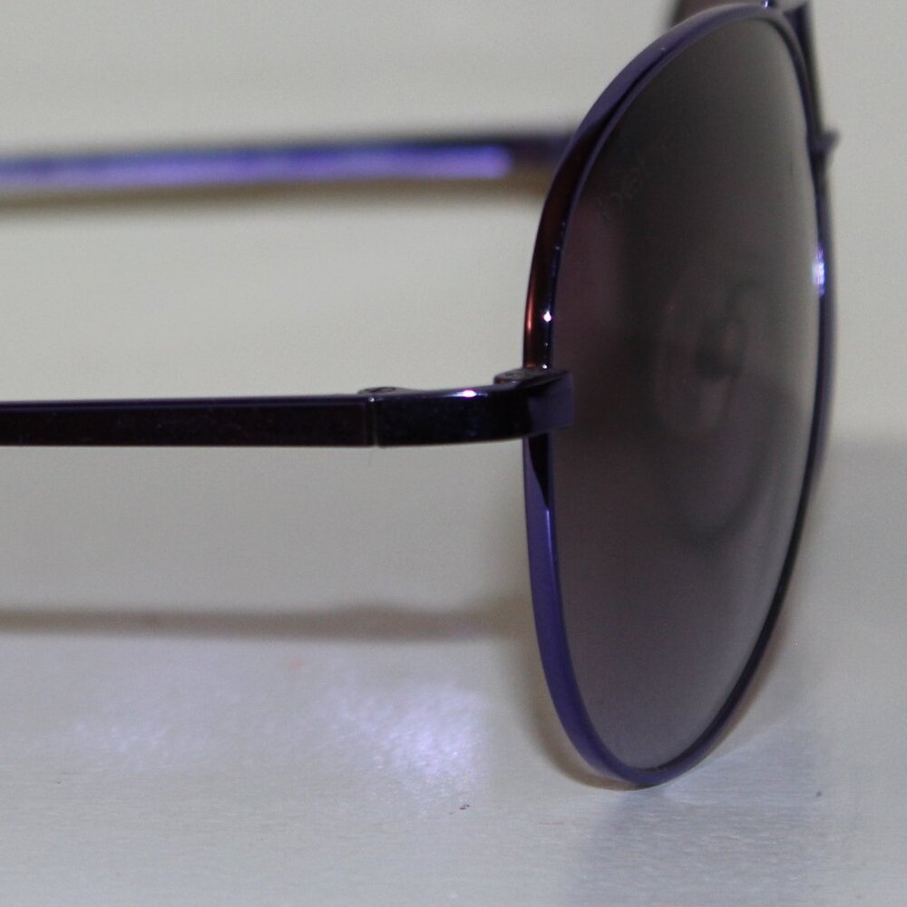 Bebe Women's Sunglasses (BB7112) - Picture 4 of 6
